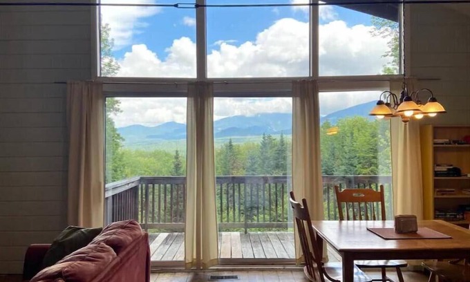 Franconia Cabin | Experience Kinsman Cabin with Breathtaking Views