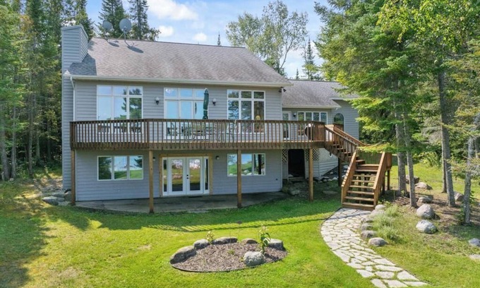 Charlevoix House | Discover Lake Charlevoix Home - Ideal for Your Summer Getaway
