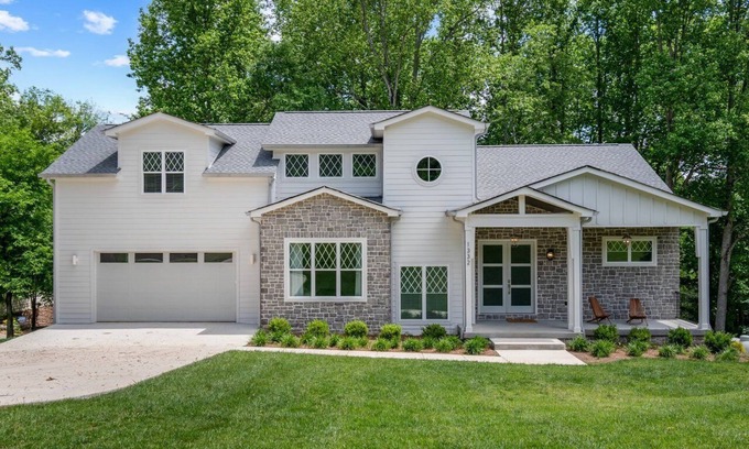 Winchester House | Cozy Lakeside Retreat with Kayaks and Game Room Access