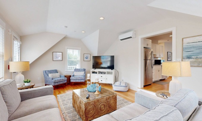 Chatham Condo | Elegant Condo in Downtown Chatham - Steps to Beach & Dining