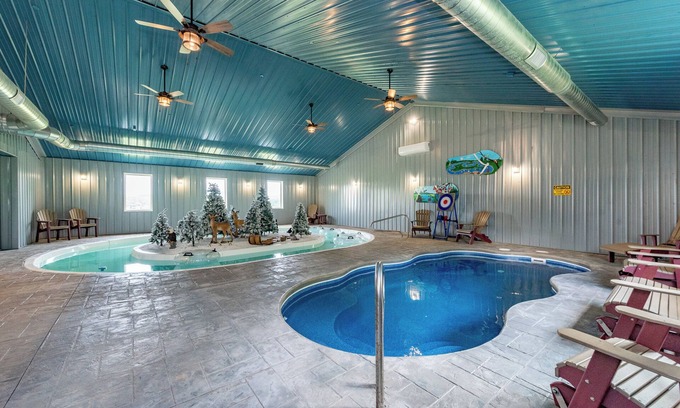 Waterfront Greens House | Relax at Lazy Creek: Lake Access, Pool & Pet Friendly!