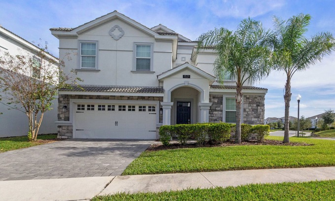 Davenport House | Unwind at Champions Gate Resort: Near Disney & Universal