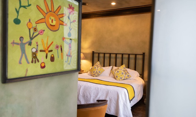 Ajijic Hotel | Discover the Lake Front Suite: Poolside Perfection Awaits!