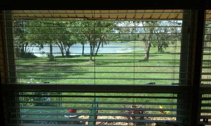 Dundee Apartment | Lakefront One Bedroom Suite with Private Entrance