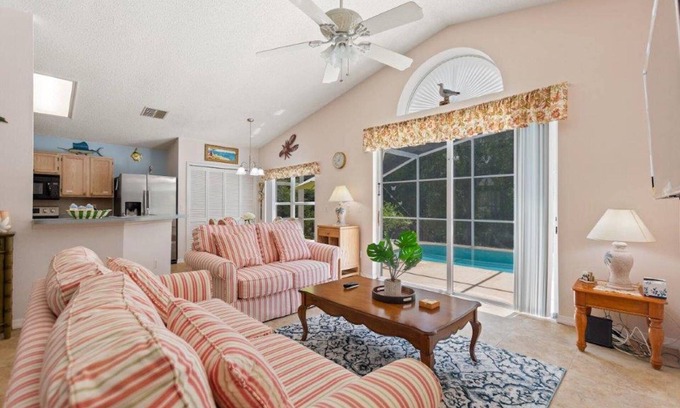 Lindfields House | Discover Lindfields Resort: 3mi to Disney, Family-Friendly Amenities