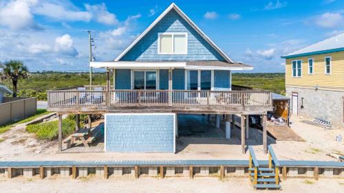 South Ponte Vedra Beach House | Beachfront Twilight Beach Shack: Family-Friendly Retreat