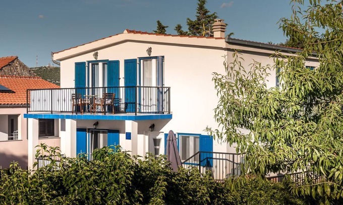 Tisno Apartment | Exceptional Sea Apartment in Tisno with Ocean View