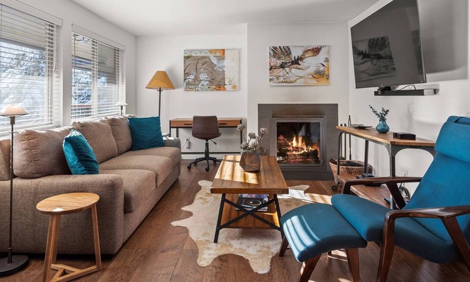 Aspen Condo | New Listing! Stylish & Convenient Aspen Rental. Wood FP, Heated Outdoor Pool. 3 Blks To Town/Lift