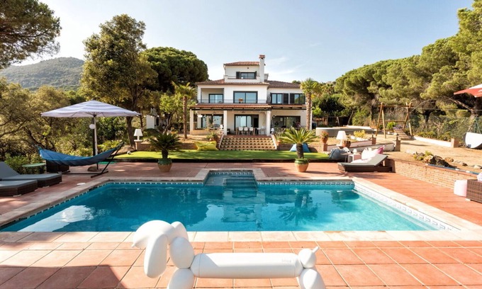 Arenys de Munt House | Discover Villa Costa Barcelona with Pool and Ocean Views!