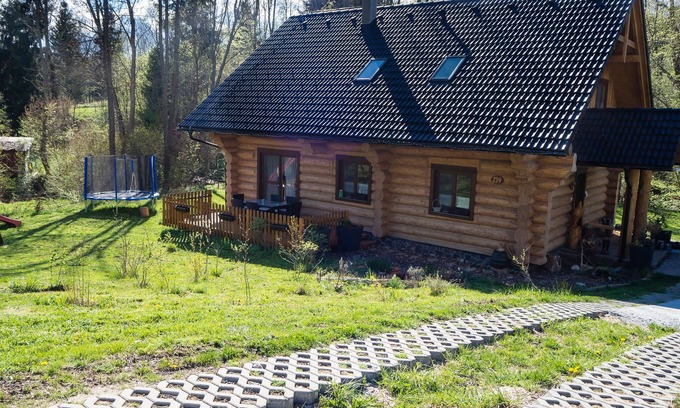 Liptovsky Ondrej Cabin | Cozy Log Home with Breakfast and Kitchen Amenities