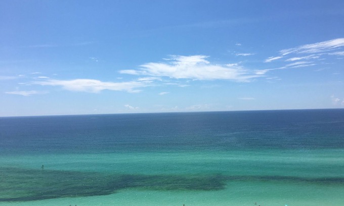 Navarre Beach Condo | Beachfront Bliss: 12th Floor Ocean Views & Pool Access