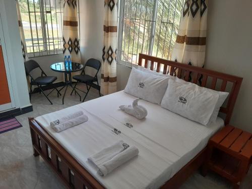 Dar es Salaam Hotel | Discover New Luguruni Hotel: Family-Friendly Retreat