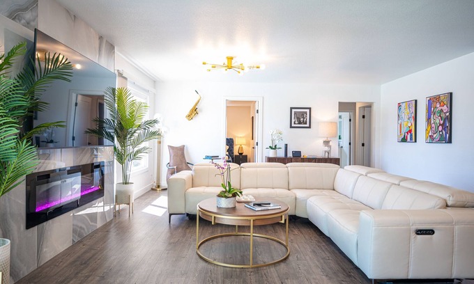 Las Vegas House | Discover a Dream Stay: Pool, Gourmet Kitchen & Business Center