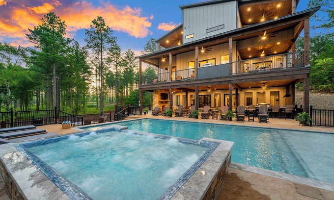 Pickens Cabin | New Luxury 8BR Cabin w/Pool, Hot Tub, Game Rooms, Pickleball, Creekside