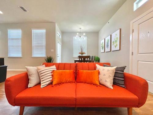 McAllen Apartment | Stylish 4-Star Apt Near Mall, Airport & Great Dining