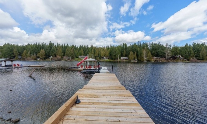 Shawnigan Lake House | Elegant Lakefront Retreat with Private Dock & Hot Tub