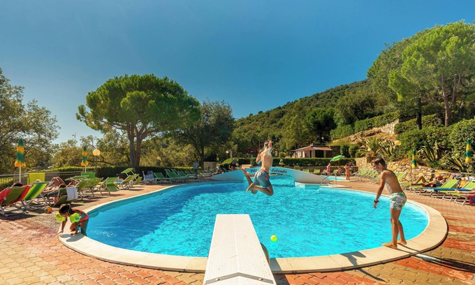 Marina di Andora House | Pet Friendly Villa Colombo V3 with Pool & Ocean Views