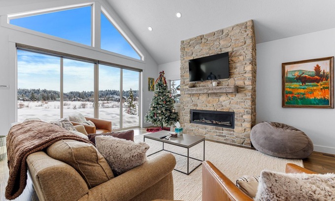 McCall House | Discover Meadowbright Vista: Pool, Hot Tub & Ocean View