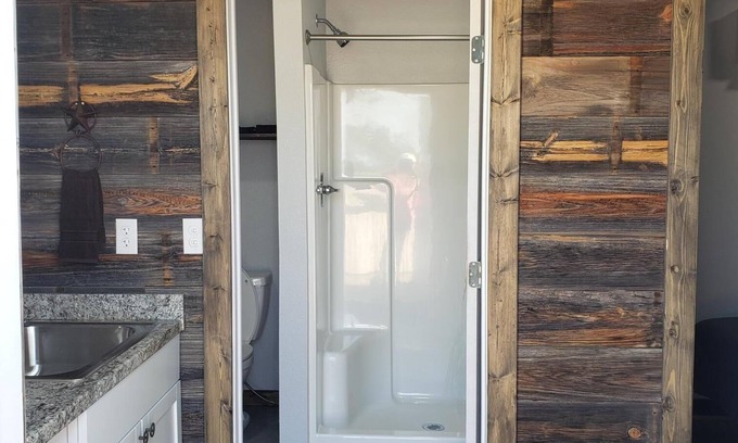 Santa Anna Apartment | Inviting Mini-Suite with Santa Anna Mountain Views