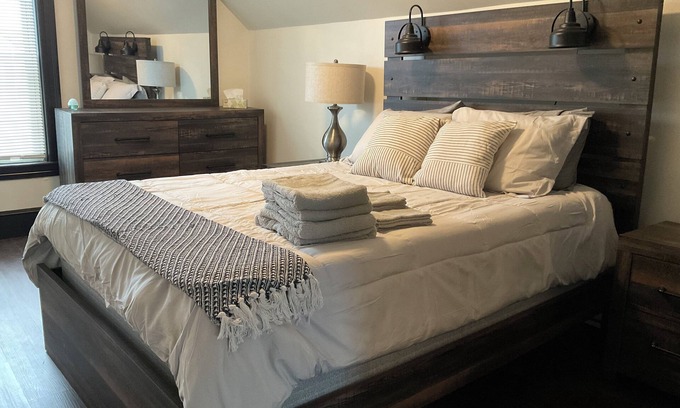 Rimmon Heights Apartment | Perfect City/Nature Escape Near Boston & Lakes, Pet Friendly