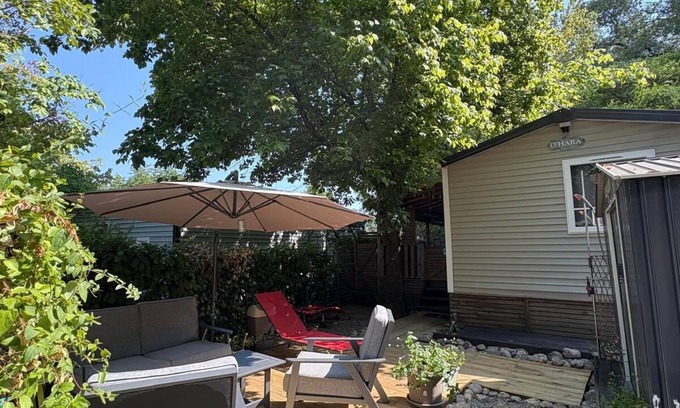 Chassagnes House | Comfortable Mobilhome for 6 with Pool & Spa Amenities