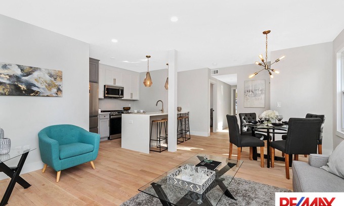 Washington Park Condo | Stylish 2Bd Condo Near Boston Hospitals - Family Friendly Stay