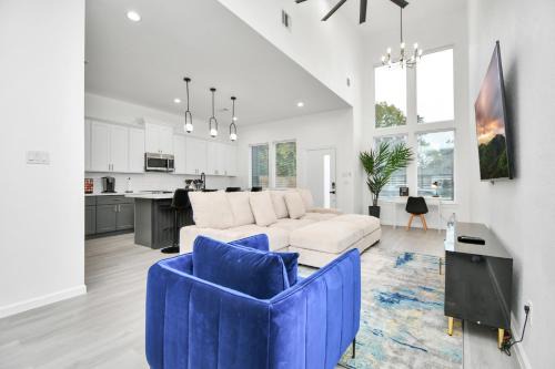 Southeast Houston House | Modern 3BR/2BA Retreat Near Downtown with Family Amenities