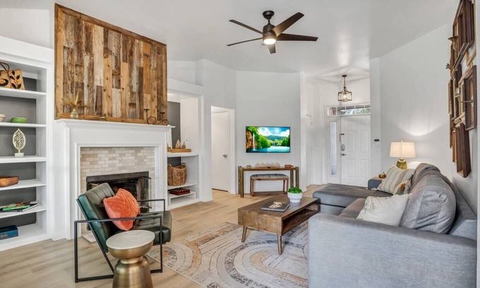 Temple House | Ideal Retreat: 11 Mi to Belton Lake, Family-Friendly Stay