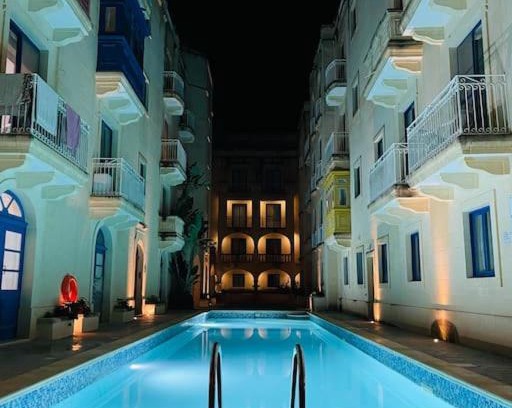 Ghajnsielem Apartment | Modern Ground Floor Apartment with Pool & Pet-Friendly Options