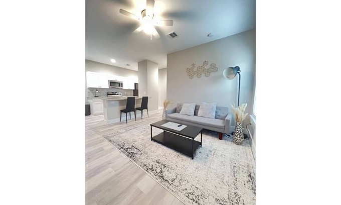Houston House | Modern Home Near Downtown with Family-Friendly Amenities