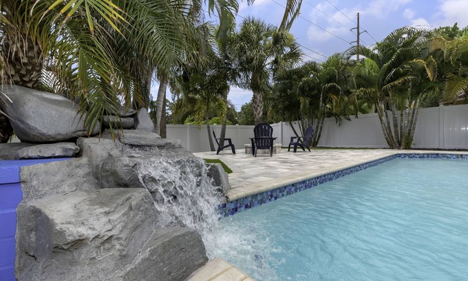 Seminole Villa | Modern Home with Heated Pool Near the Beach - Rated 9.8