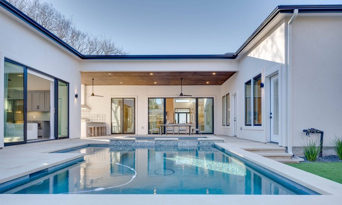 Allandale House | Modern Elegance with Pool & Spa Near Downtown