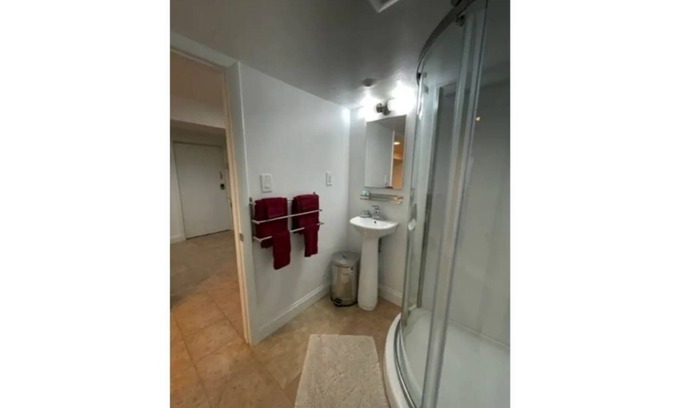 Bronxville Apartment | Modern Pet-Friendly Retreat Near NYC with Top Amenities