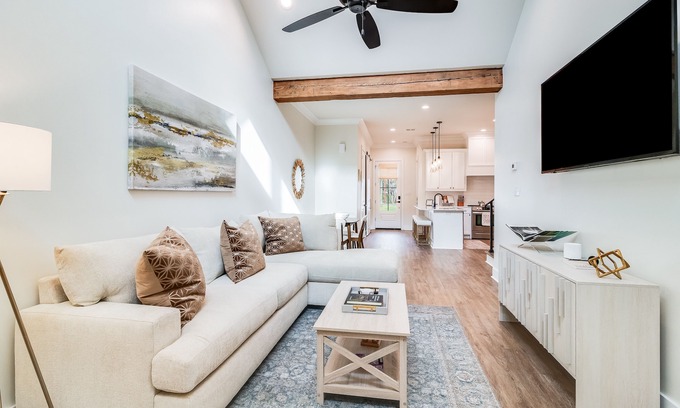 Lafayette House | Modern Townhome with Cajun Flair in Lafayette's Heart