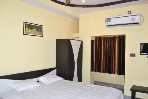 Bishnupur Hotel | Welcoming New Mukherjee Lodge with Breakfast & Family Fun