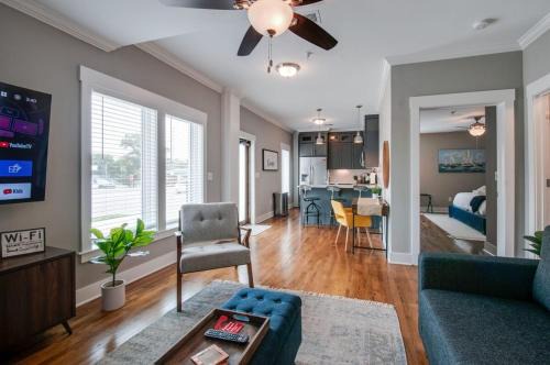 Nashville Apartment | Stylish Nashville Condo with 2 King Beds Near Entertainment
