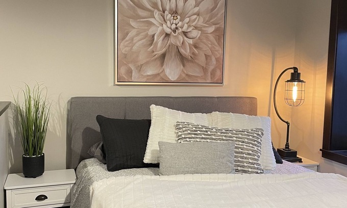 Wabasha Apartment | Explore Wabasha Studio: Family-Friendly with Kitchen Access