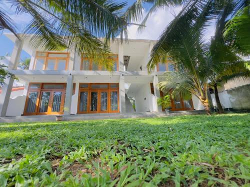 Matara Hotel | New Ocean Breeze Madiha