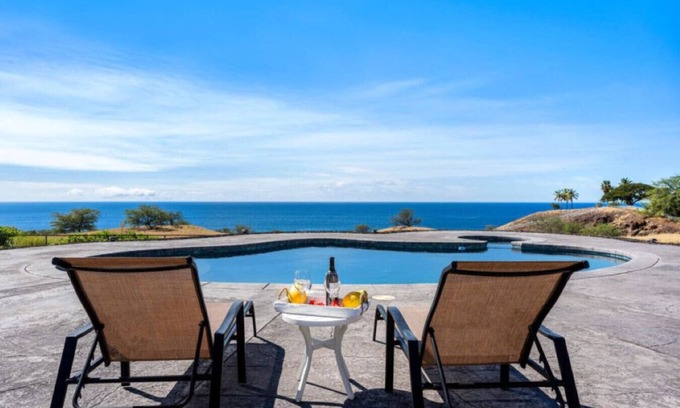 Kohala Estates House | Ocean View Retreat in Hawaii: Spa, Breakfast & Family Fun