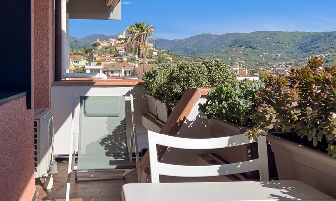 Diano Marina Apartment | Modern Panoramic Apartment in Diano Castello with Kitchen
