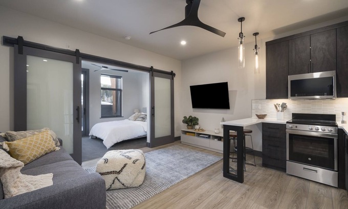 Peak 8 Condo | Experience Park Ave Flat 12: Family-Friendly & Prime Location
