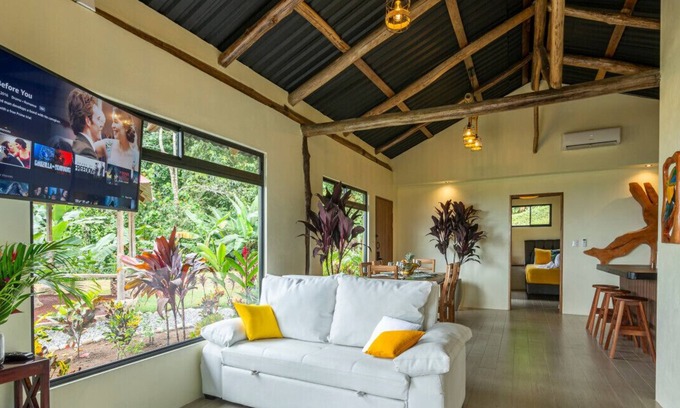 Penas Blancas Cabin | Serene Rainforest Retreat with Pool and Spa Amenities