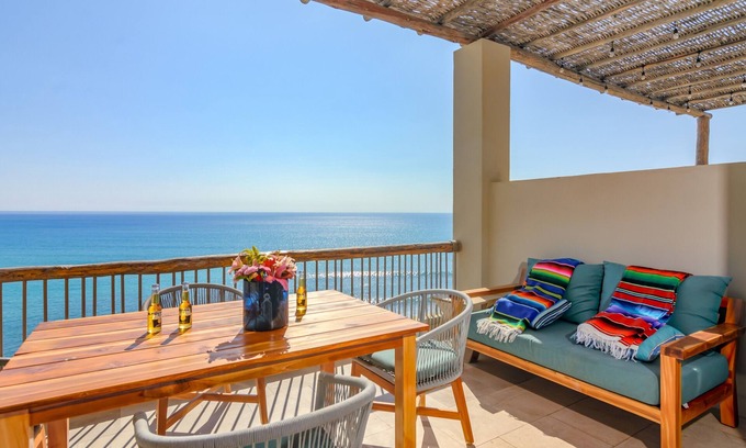 San Jose del Cabo Condo | Exclusive Beachfront Penthouse with Private Rooftop Pool