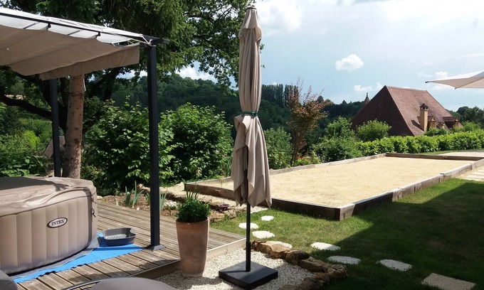 Sarlat-la-Caneda Apartment | Modern Apartment Near Historic Sarlat with Pool & Ocean View