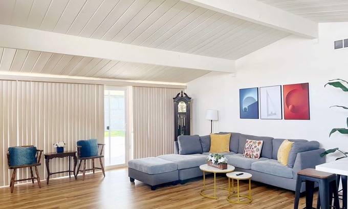 Walnut Valley House | Pet-Friendly 3BD Home with Spa & High-Speed Wifi