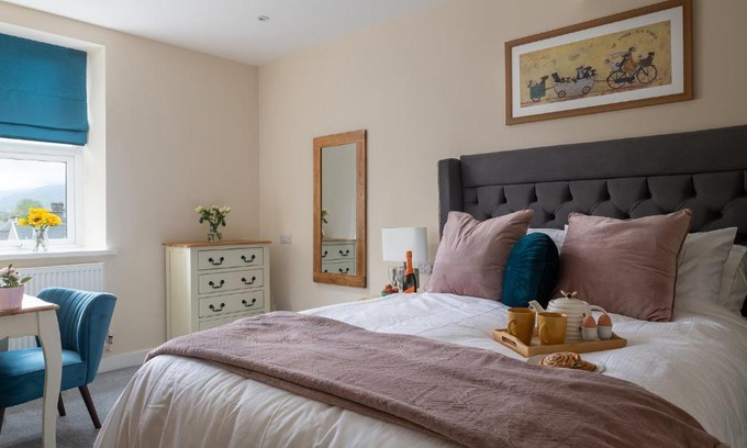 Penygroes House | Cozy Dog-Friendly Hideaway with Snowdon Views