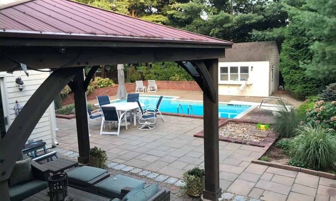 Mashpee House | New Seabury Retreat with Golf Course Views and Pool Access