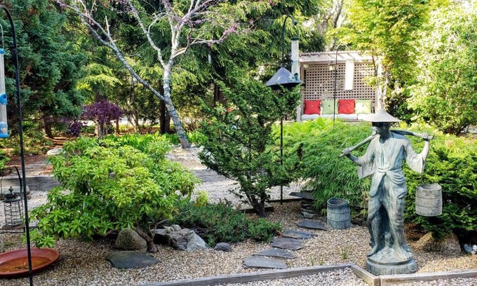 Summersea House | Discover New Seabury Retreat: Inspired by Butchart Gardens