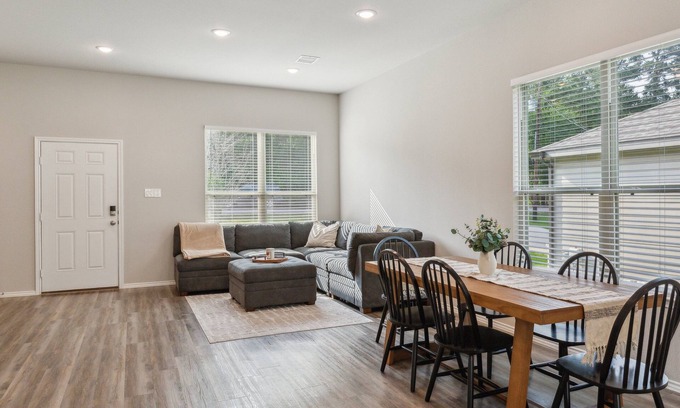 Montgomery House | NEW! Spacious Lake Conroe Retreat Family-Friendly