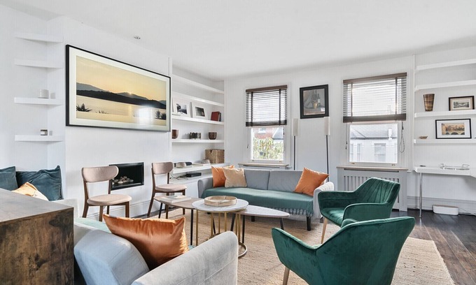 Avonmore and Brook Green Apartment | (New) Spacious maisonette in Kensington Olympia